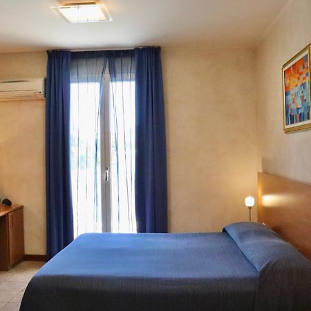 Acqua Di Mare Bed & Breakfast Bordighera Eksteriør bilde