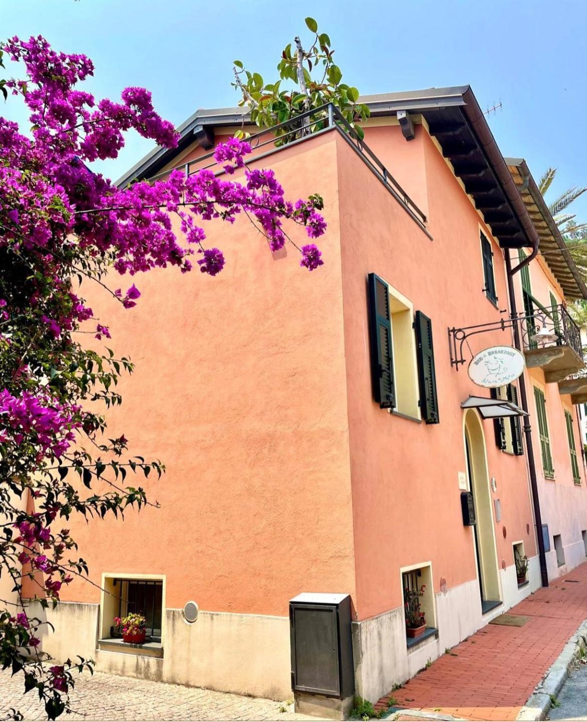 Acqua Di Mare Bed & Breakfast Bordighera Eksteriør bilde